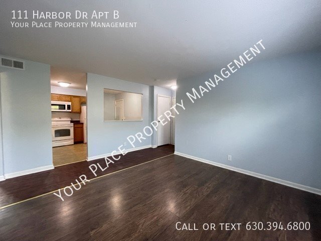 Building Photo - 111 Harbor Dr