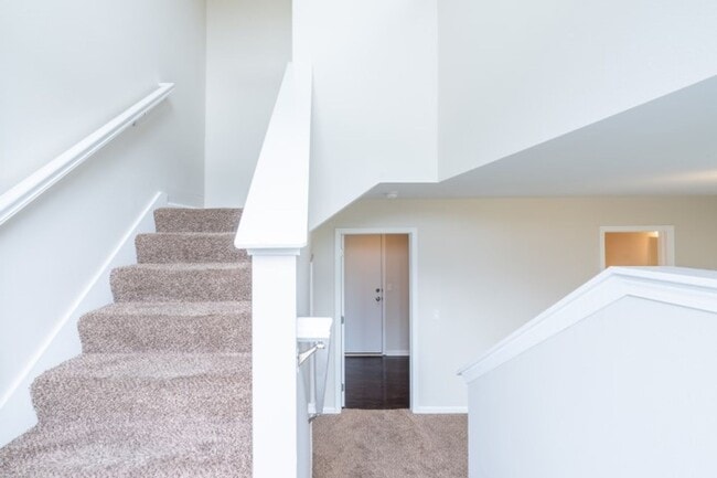 Building Photo - Huge, Open Floor Plan Townhome for RENT at Johnston Common Brownstones!