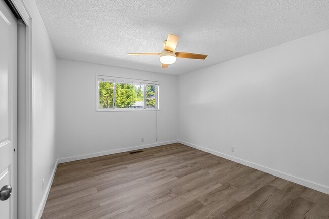 Building Photo - 2918 El Dorado Dr