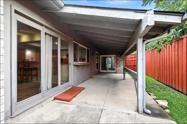 Building Photo - 1824 Castille Dr