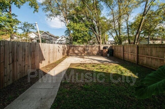 Building Photo - 1329A Meridian St