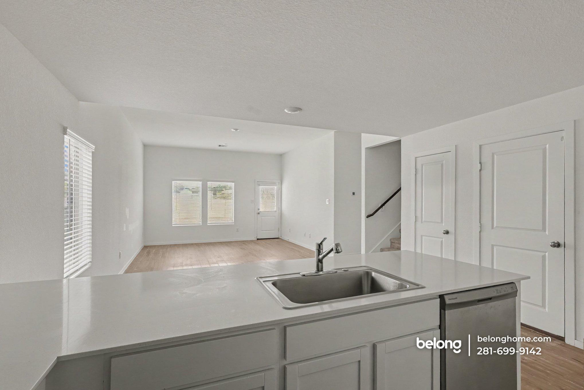 Building Photo - 21523 Casavatore Dr