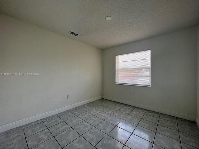 Building Photo - 15260 SW 80th St