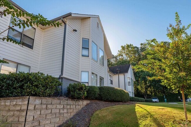 Building Photo - Move in Today @ The Spoke Peachtree Corners-Specials are Limited Time Only! 678-535-9535