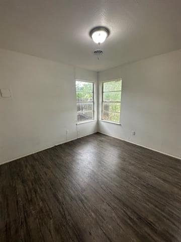 Building Photo - 5131 Encino Rd