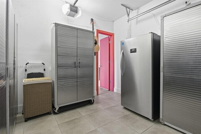 Building Photo - 10246 NW 57th Terrace