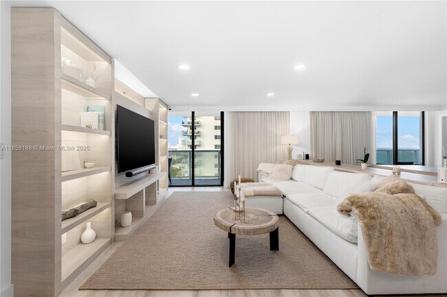 Building Photo - 2401 Collins Ave