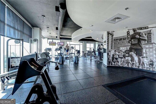 Building Photo - 250 Pharr Rd NE