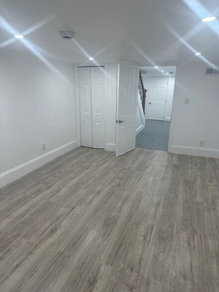 Building Photo - 2739 Rayner Ave