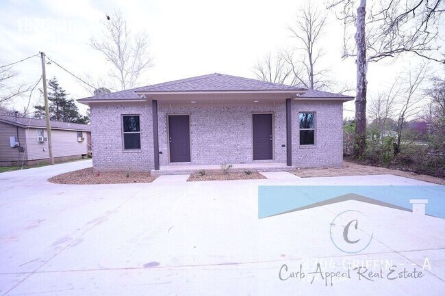 Building Photo - 3704 Griffin St