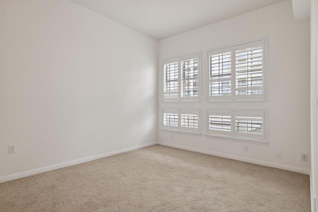 Building Photo - 3225 Turtle Creek Blvd