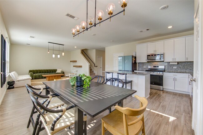 Building Photo - 6706 Hobby Wind Ridge Dr