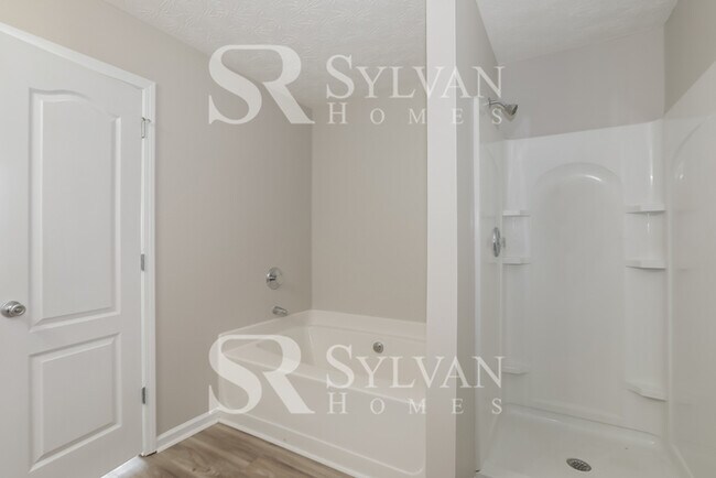 Building Photo - Discover Your Comfort in This Beautiful Home