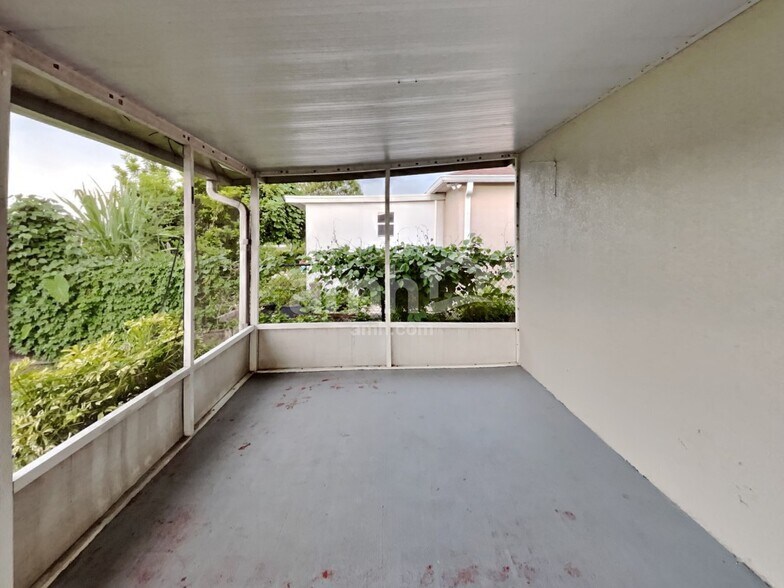 Building Photo - 337 Grand Royal Cir