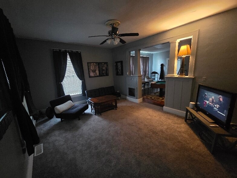 Building Photo - 311 N Blanche St