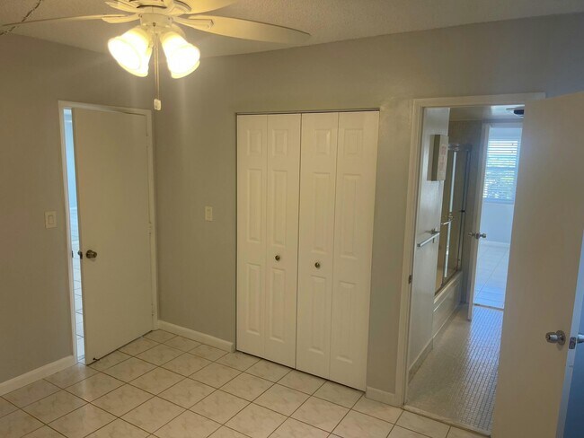 Building Photo - 720 Orton Ave