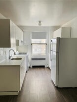 Building Photo - 30 Glenbrook Rd