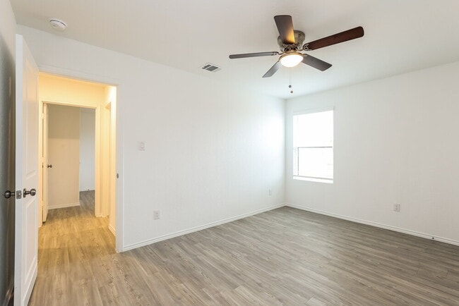 Building Photo - 8811 Barrow Path