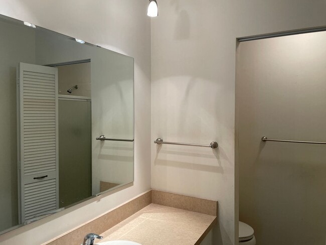 Building Photo - Updated Condo with Modern Comfort & Resort...