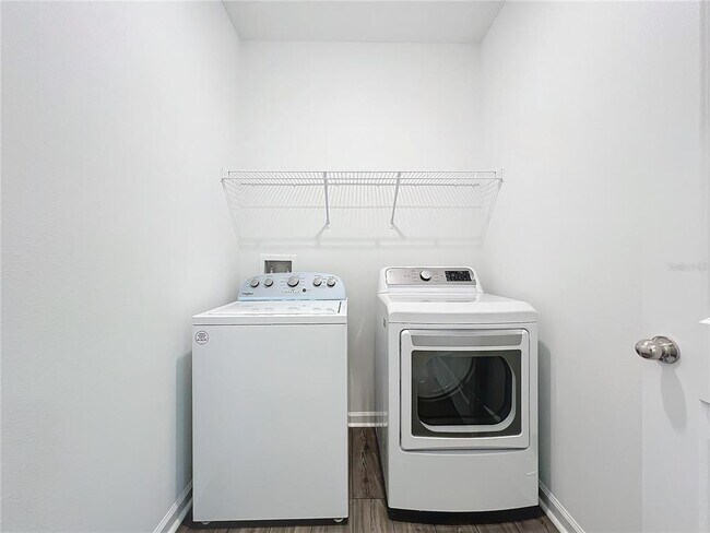 Building Photo - 4726 SW 83rd Lp