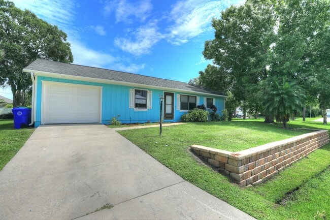 Building Photo - 1690 Seahouse St