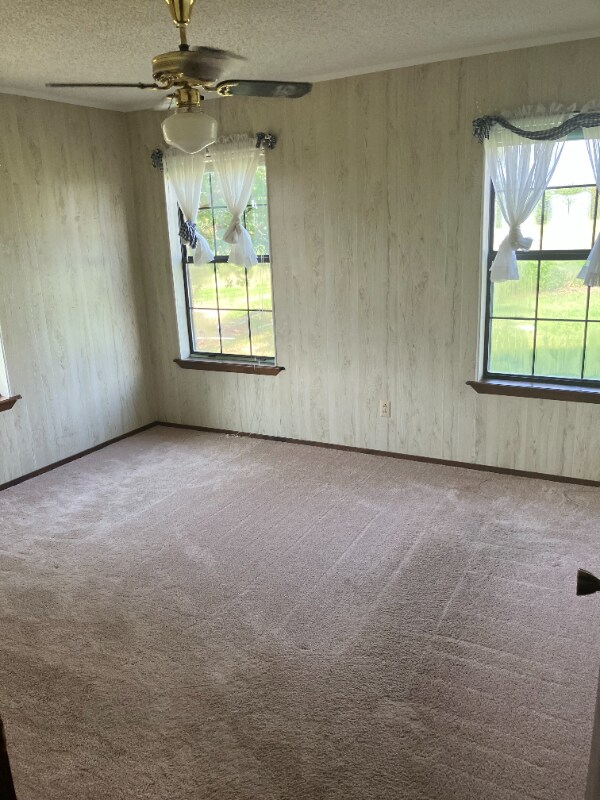 Building Photo - 425 Private Rd 816