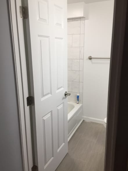 Building Photo - 425 High St