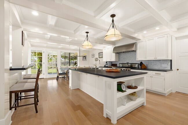 Building Photo - 521 Spoleto Dr