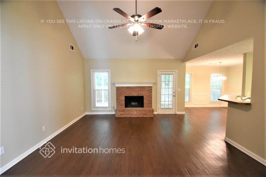 Building Photo - 855 Simon Ive Dr