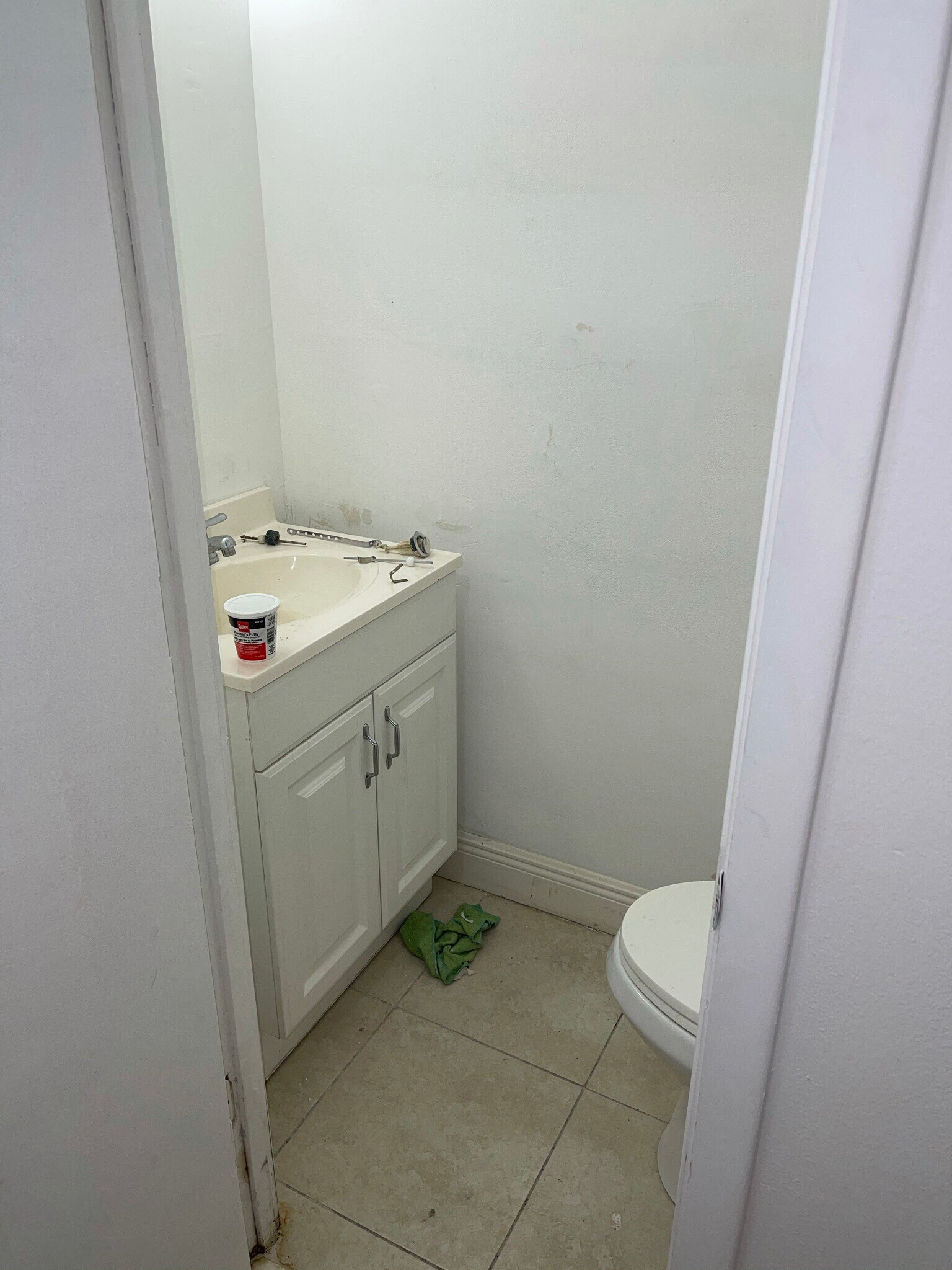 Building Photo - 5953 NW 25th Ct