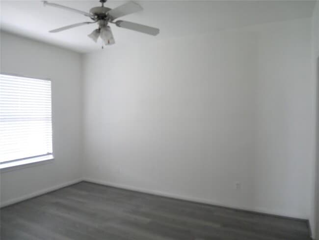Building Photo - 6289 Wilcrest Dr