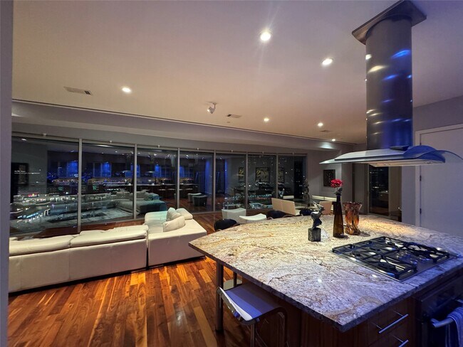 Building Photo - 1600 Post Oak Blvd