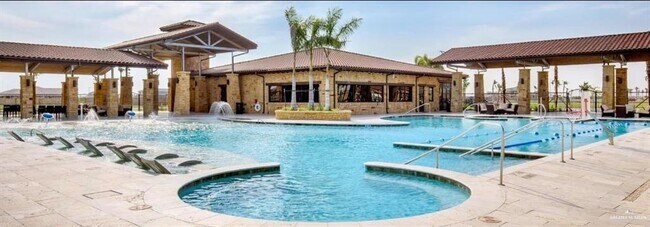 Building Photo - 14138 Wichita Falls Ln
