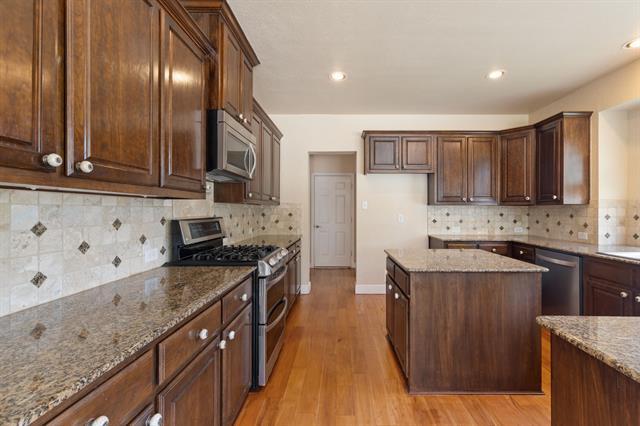 Building Photo - 2011 Teasbend Ln