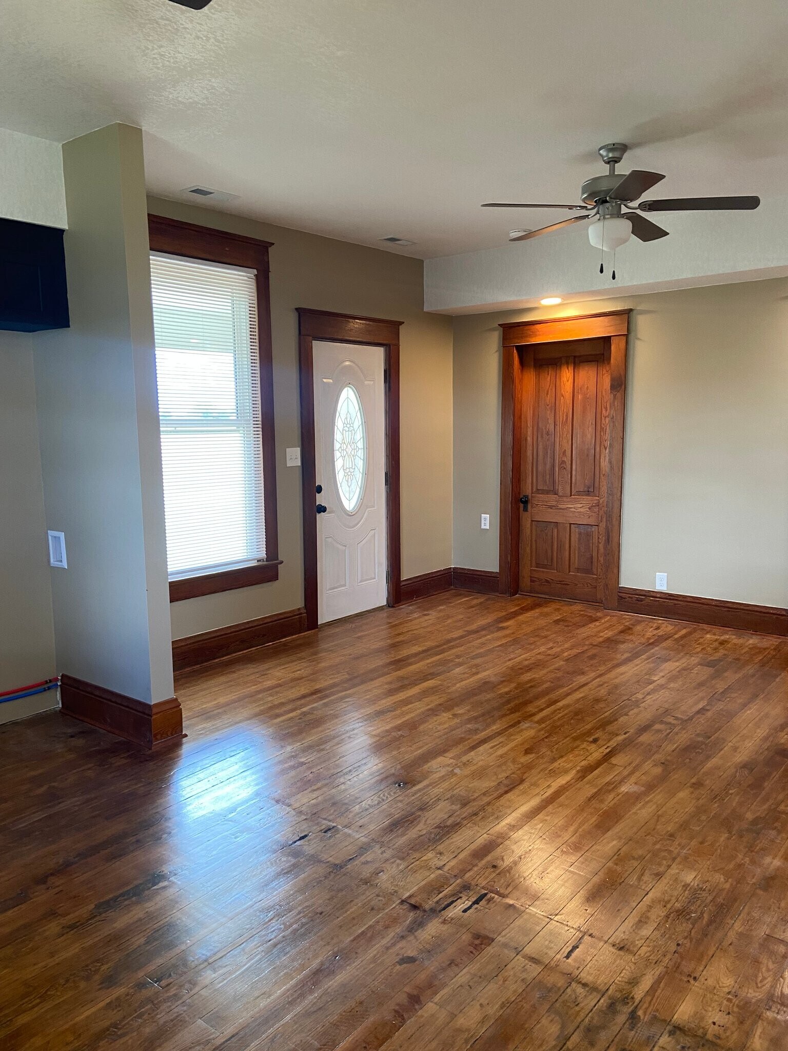 Building Photo - 5202 Township Rd 46
