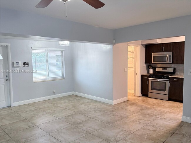 Building Photo - 7761 NW 34th St