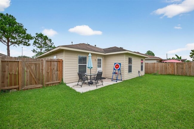 Building Photo - 7762 Eldergrove Ln