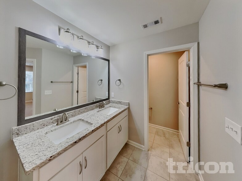 Building Photo - 4264 Socata Ct