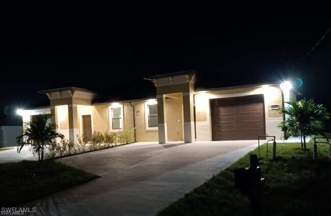 Building Photo - 1715 W 12th St