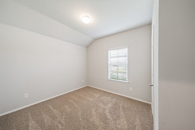 Building Photo - 13919 Leigh Lake Ln