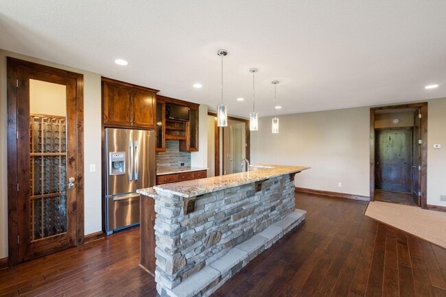 Building Photo - 5510 Upland Ln N