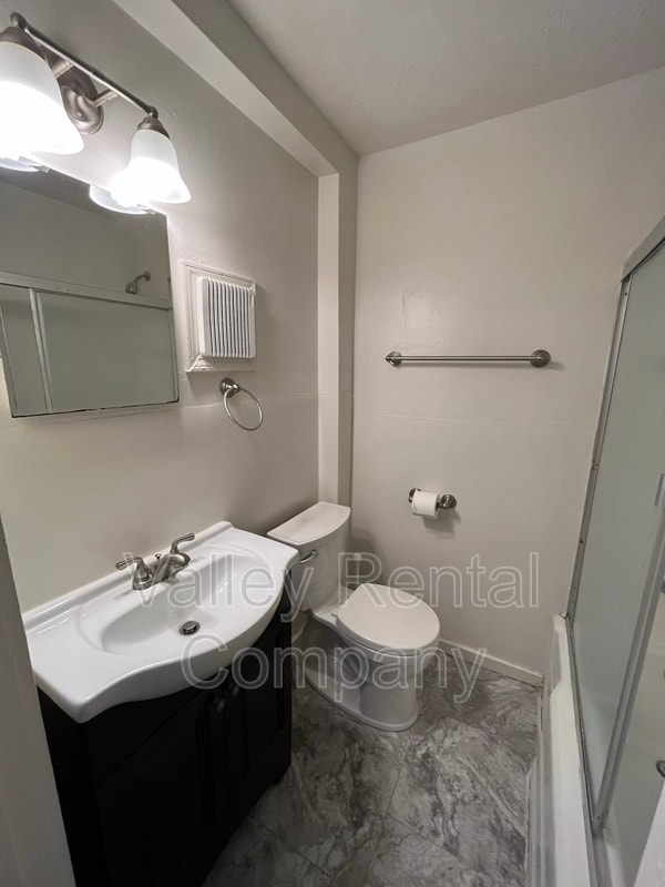 Building Photo - 46 Old Amherst Rd