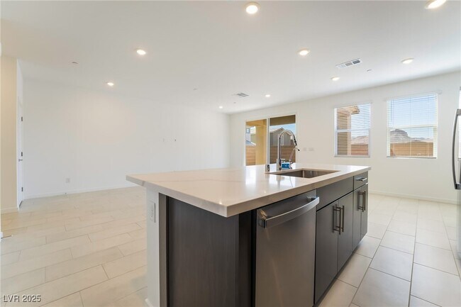 Building Photo - 1049 Strada Tortona