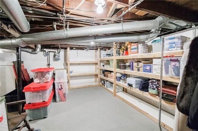 Building Photo - 230 San Gabriel Dr