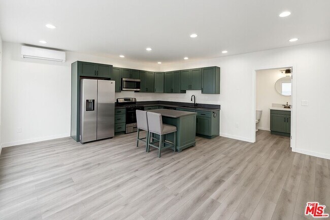 Primary Photo - 19604 Monarch Ridge Dr