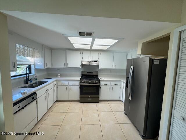 Building Photo - 819 Poinciana St