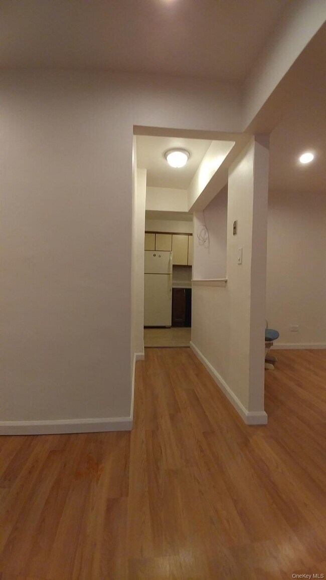 Building Photo - 41-07 Bowne St