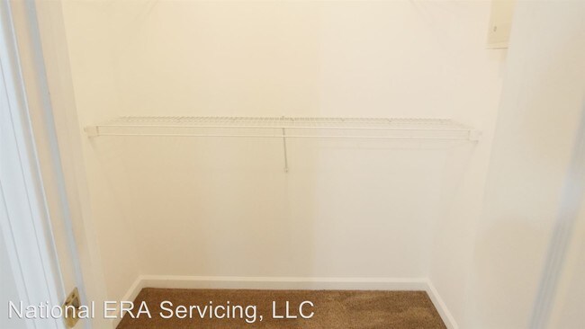 Building Photo - 5 br, 3 bath House - 120 Oak Meadows Pl