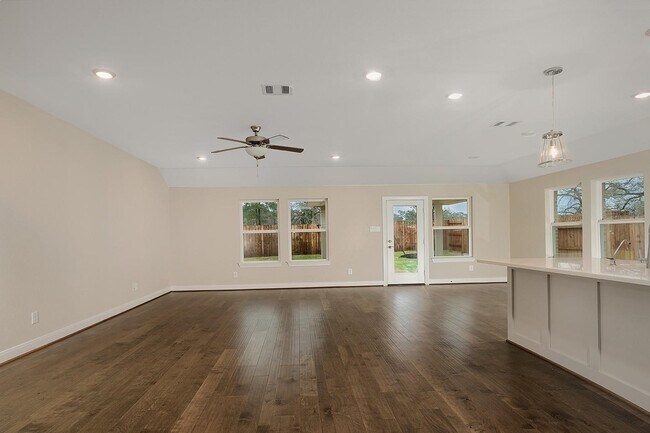 Building Photo - 2375 Woodland Prairie Ln