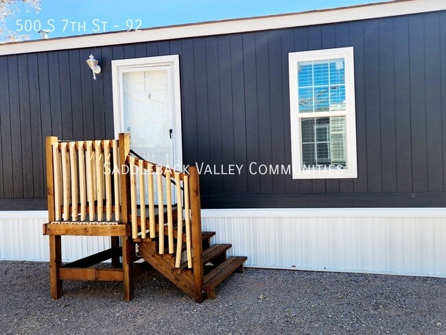 Building Photo - Cute 2 Bed 2 Bath Manufactured Home